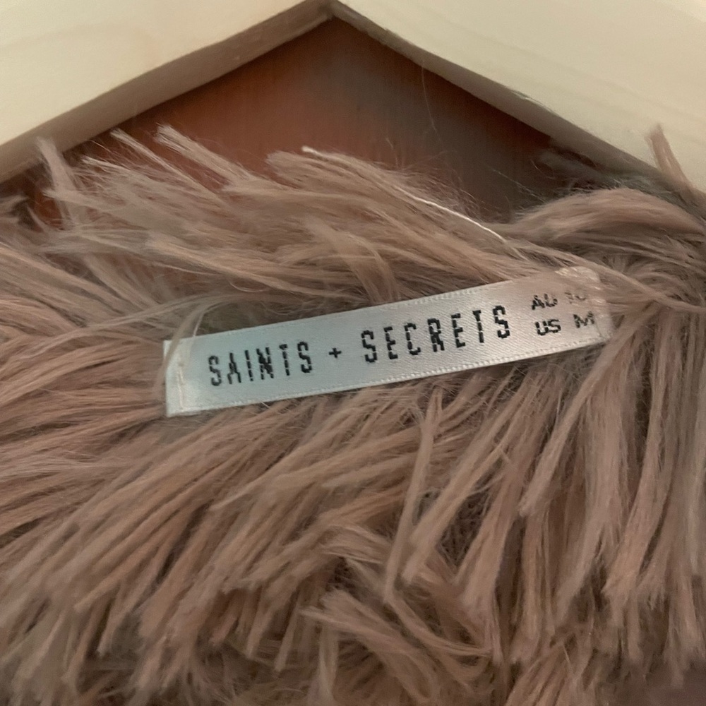 Saints and secrets fringe faux fur coat - Picture 6 of 10